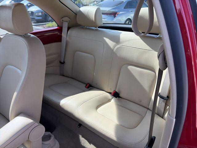 2006 Volkswagen New Beetle Coupe 2.5 (A6)