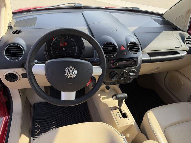 2006 Volkswagen New Beetle Coupe 2.5 (A6)
