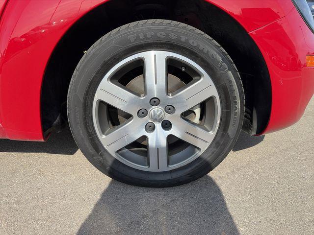 2006 Volkswagen New Beetle Coupe 2.5 (A6)