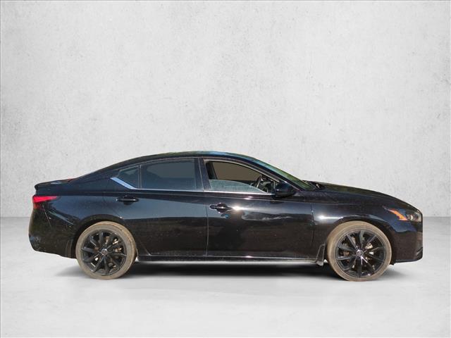 2023 Nissan Altima SR FWD