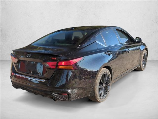 2023 Nissan Altima SR FWD