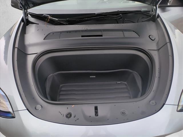2024 Tesla Model Y Performance Dual Motor All-Wheel Drive