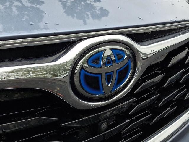 2021 Toyota Highlander Hybrid Platinum