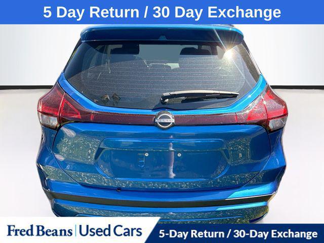 2022 Nissan Kicks S Xtronic CVT