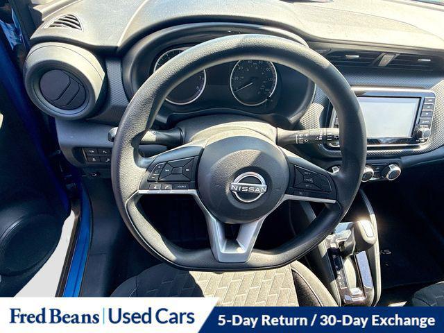 2022 Nissan Kicks S Xtronic CVT