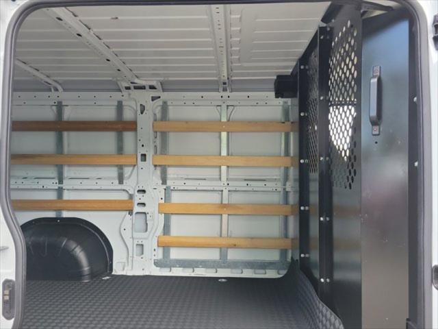 2025 Ram ProMaster 2500 Cargo Van Tradesman Low Roof 136" WB w/Pass Seat