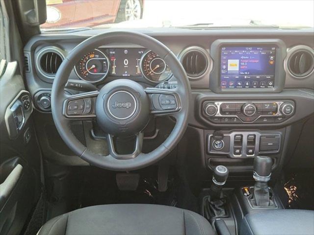 2023 Jeep Wrangler 2-Door Willys 4x4