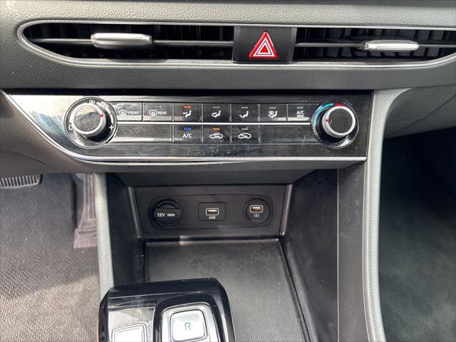 2022 Hyundai Sonata SE