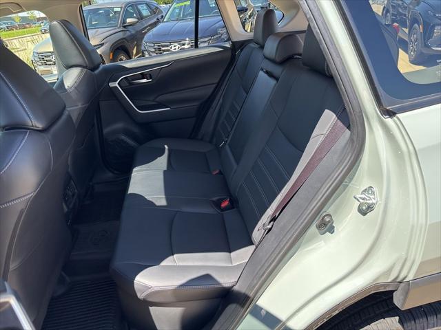 2022 Toyota RAV4 Hybrid XLE Premium