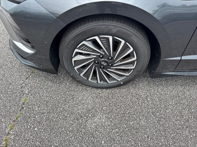 2026 Hyundai Sonata Hybrid Limited