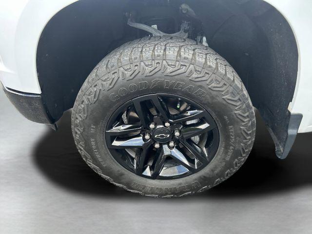 2024 Chevrolet Silverado 1500 4WD Crew Cab Short Bed Custom Trail Boss