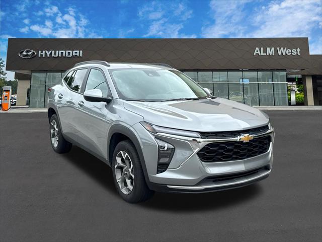 2025 Chevrolet Trax FWD LT