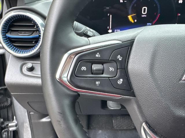 2025 Chevrolet Trax FWD LT