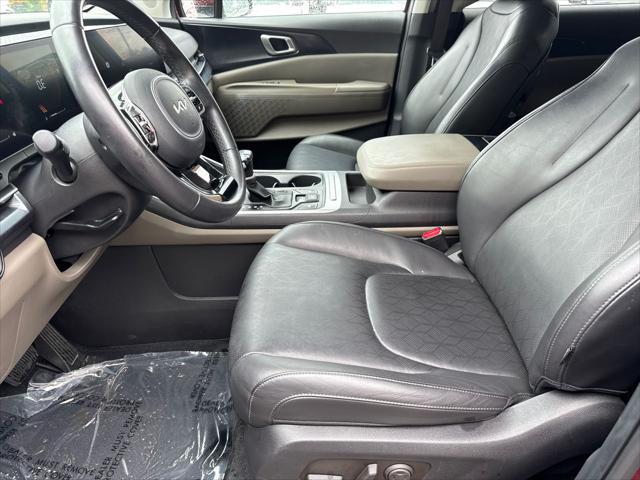 2025 Kia Carnival MPV LXS