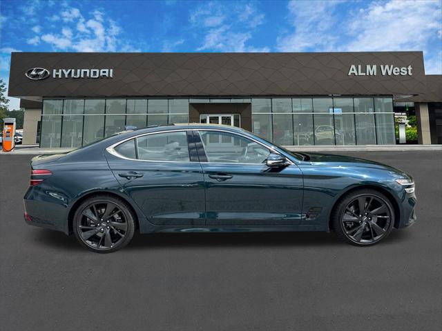 2023 Genesis G70 3.3T RWD