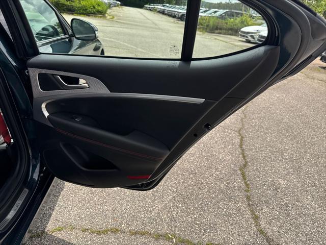 2023 Genesis G70 3.3T RWD