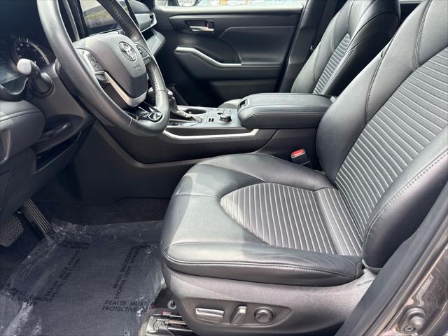 2024 Toyota Highlander XSE