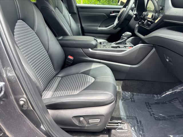 2024 Toyota Highlander XSE