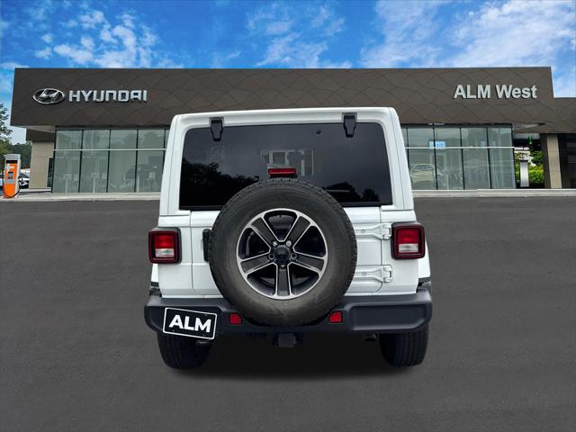 2023 Jeep Wrangler 4-Door Sahara