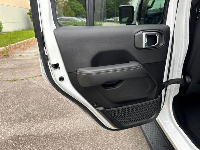 2023 Jeep Wrangler 4-Door Sahara