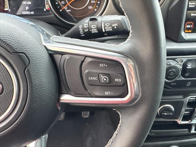 2023 Jeep Wrangler 4-Door Sahara