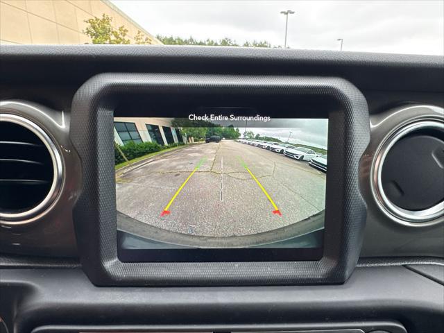 2023 Jeep Wrangler 4-Door Sahara