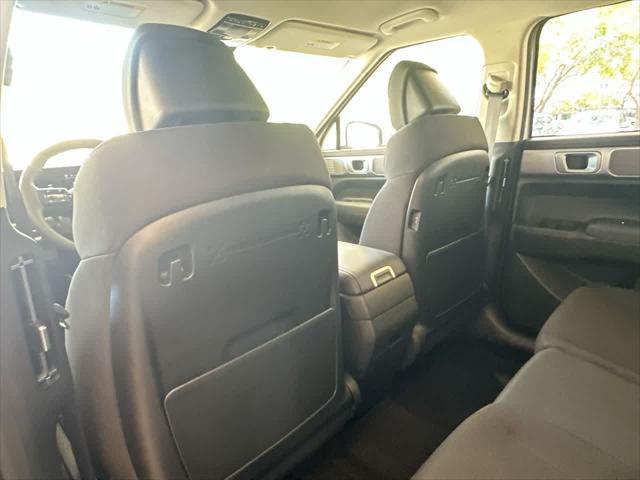 2026 Hyundai Santa Fe SE