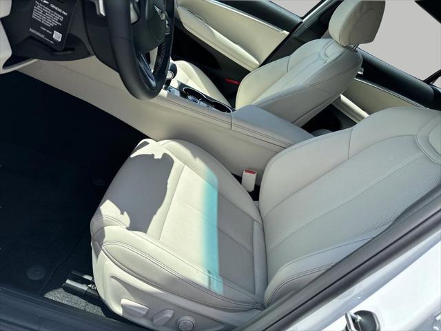 2026 Genesis G70 2.5T RWD