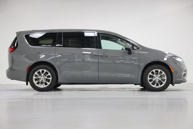 2023 Chrysler Pacifica Touring L AWD