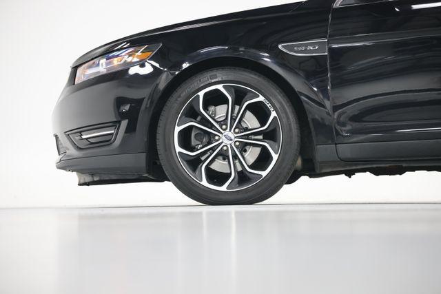 2018 Ford Taurus SHO