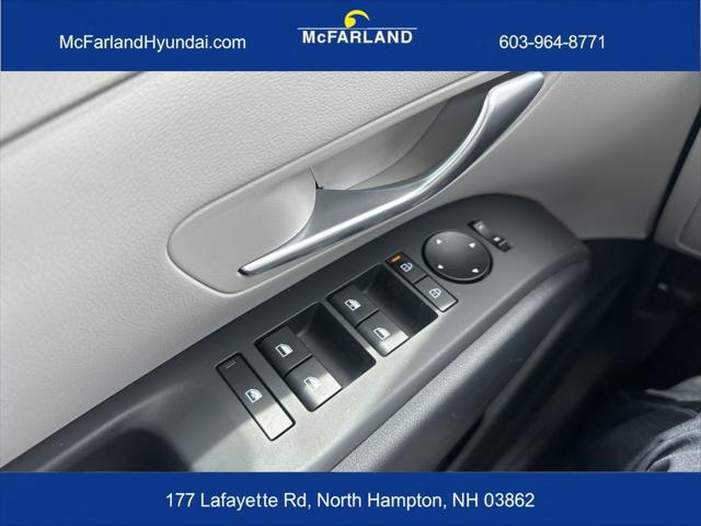 2026 Hyundai Tucson Hybrid Blue SE