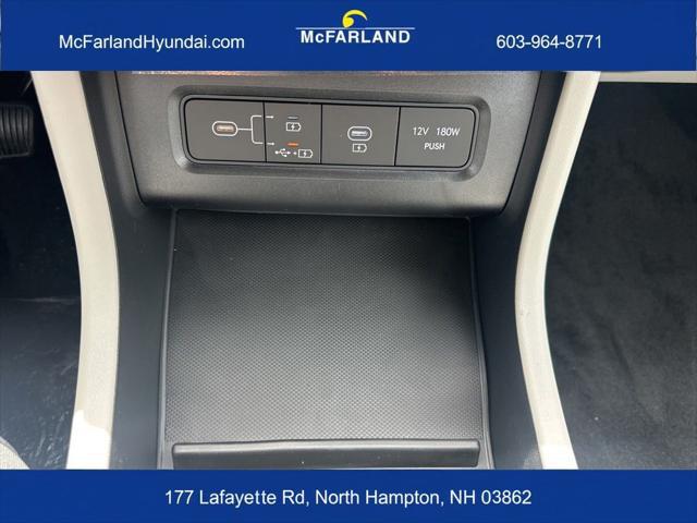 2026 Hyundai Tucson Hybrid Blue SE