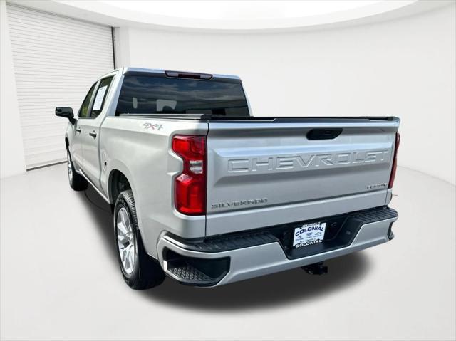 2021 Chevrolet Silverado 1500 4WD Crew Cab Short Bed Custom