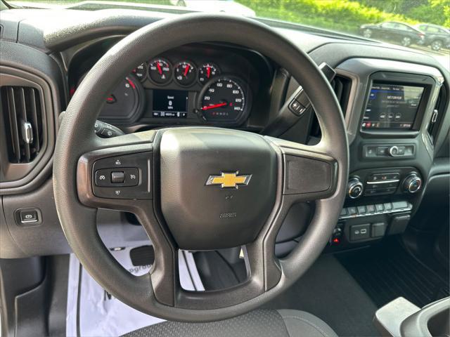 2021 Chevrolet Silverado 1500 4WD Crew Cab Short Bed Custom