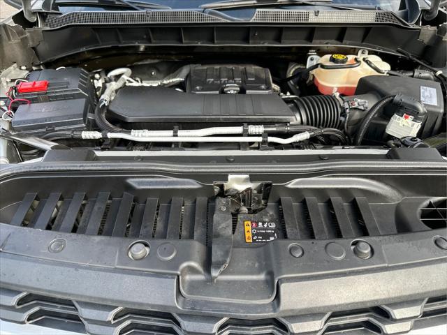 2021 Chevrolet Silverado 1500 4WD Crew Cab Short Bed Custom
