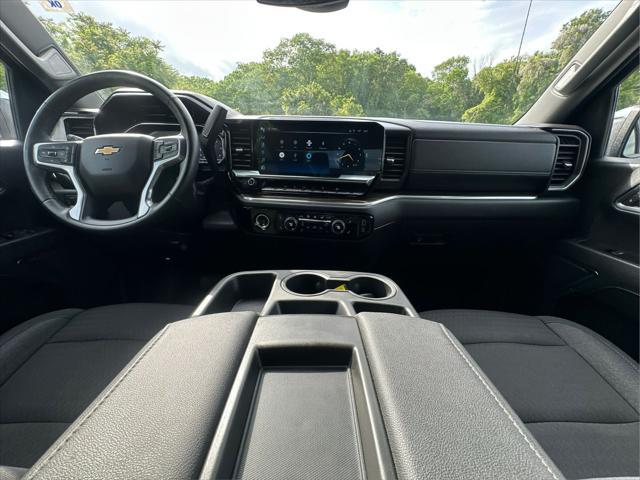 2024 Chevrolet Silverado 1500 4WD Crew Cab Short Bed LT with 2FL