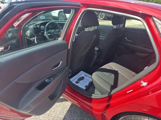 2025 Hyundai Elantra SEL Convenience
