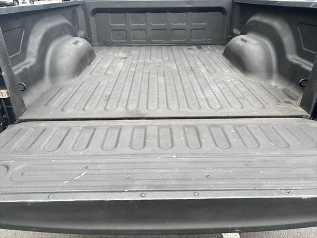 2017 Ram 1500 Express Quad Cab 4x4 6'4" Box