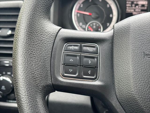 2017 Ram 1500 Express Quad Cab 4x4 6'4" Box