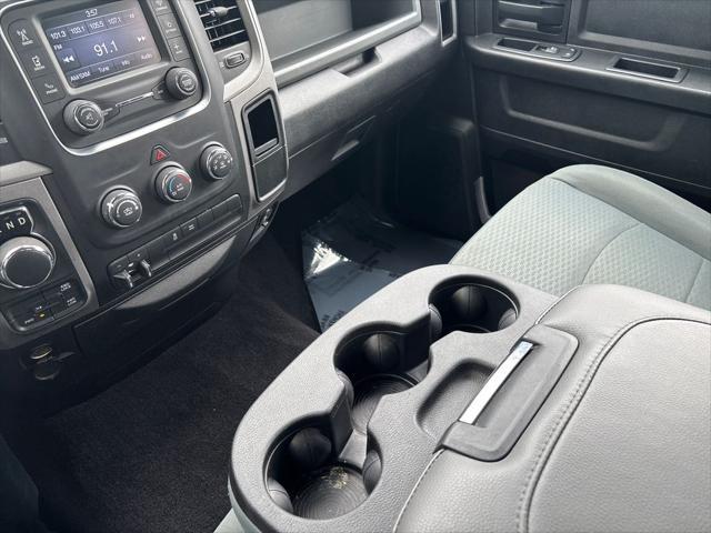 2017 Ram 1500 Express Quad Cab 4x4 6'4" Box