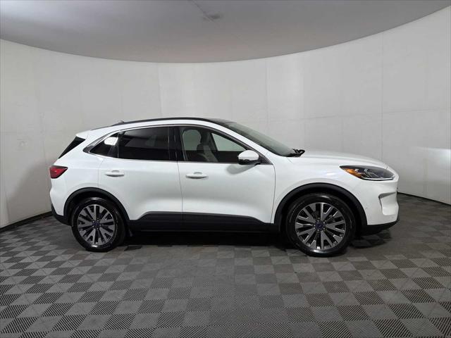 2020 Ford Escape Titanium Hybrid