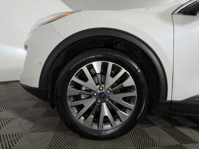 2020 Ford Escape Titanium Hybrid