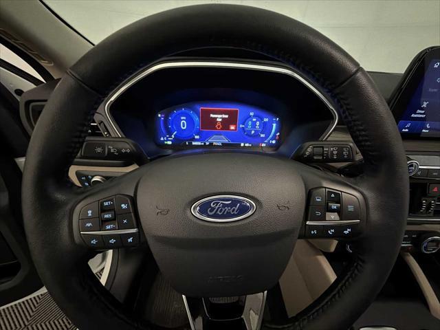 2020 Ford Escape Titanium Hybrid