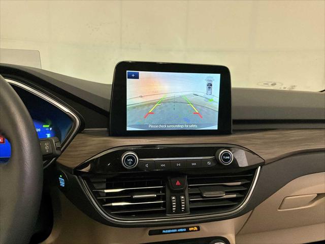 2020 Ford Escape Titanium Hybrid