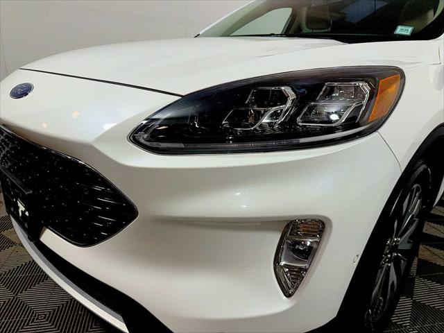 2020 Ford Escape Titanium Hybrid