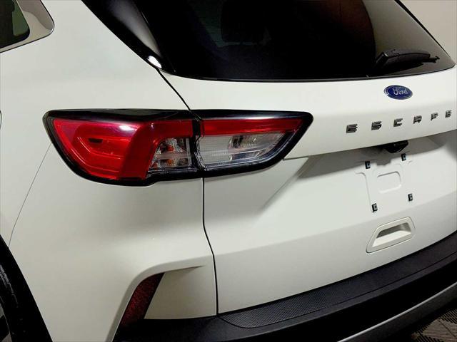 2020 Ford Escape Titanium Hybrid