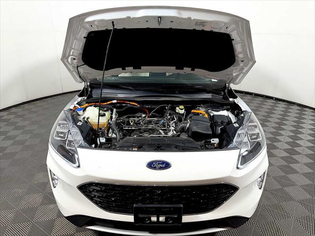 2020 Ford Escape Titanium Hybrid