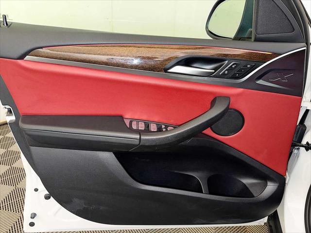 2023 BMW X4 xDrive30i