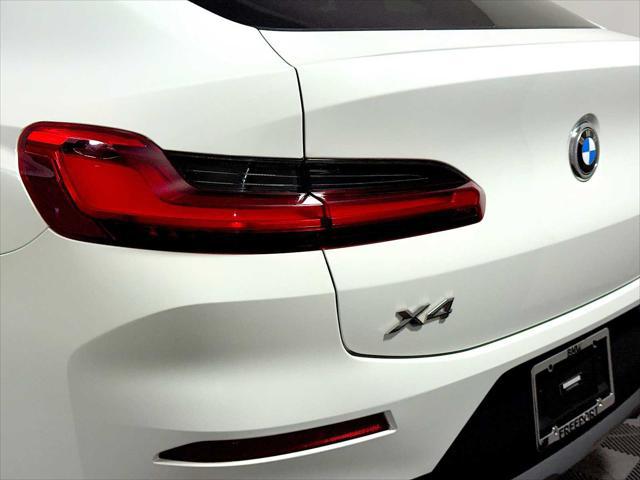 2023 BMW X4 xDrive30i