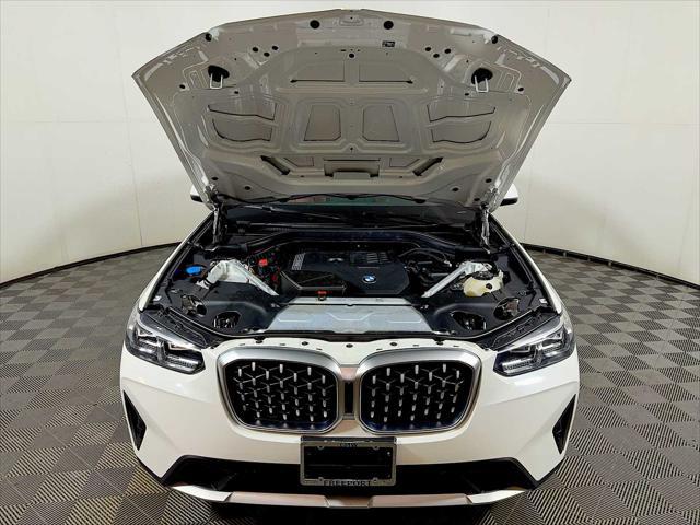 2023 BMW X4 xDrive30i